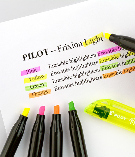 2021/07/12/1.FriXion_Light_write_play.jpg